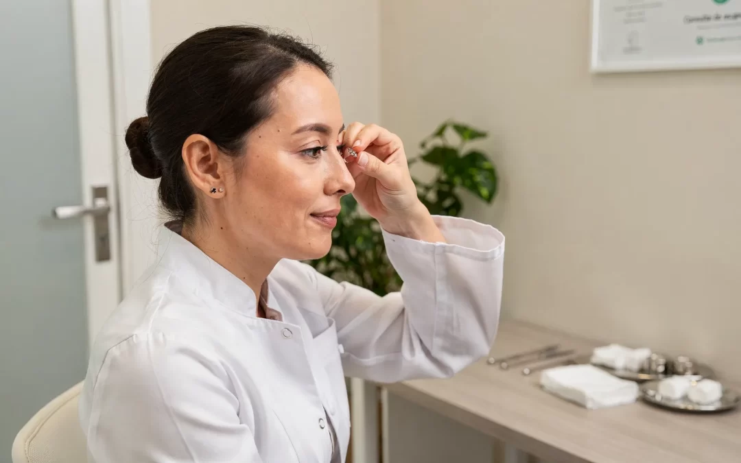 Acupuntura oreja izquierda: para qué sirve y puntos clave
